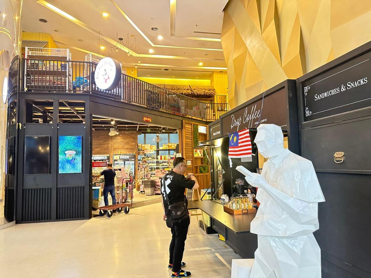 Mercu Summer Suites Klcc By Ab 쿠알라룸푸르 외부 사진