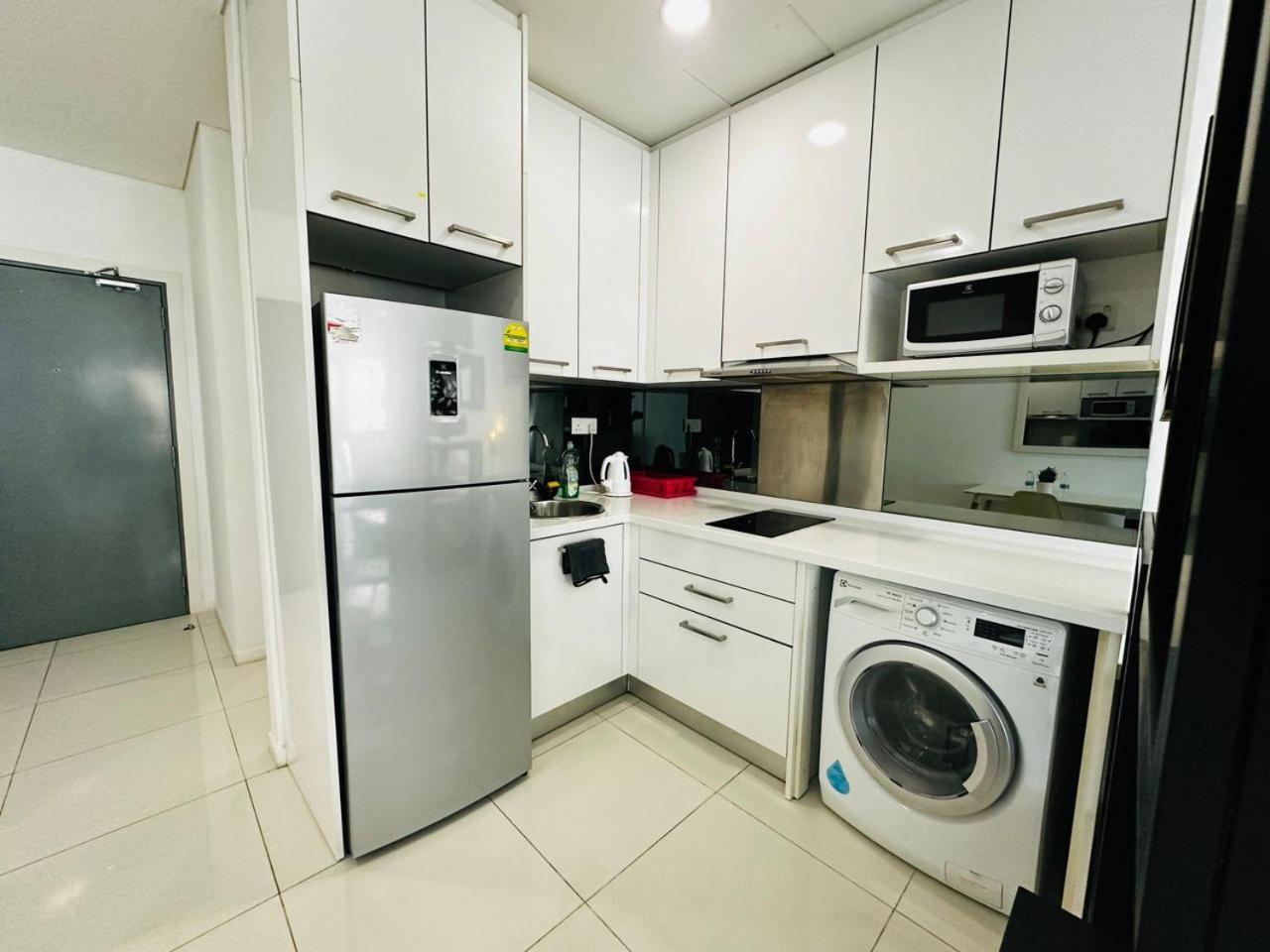 Mercu Summer Suites Klcc By Ab 쿠알라룸푸르 외부 사진