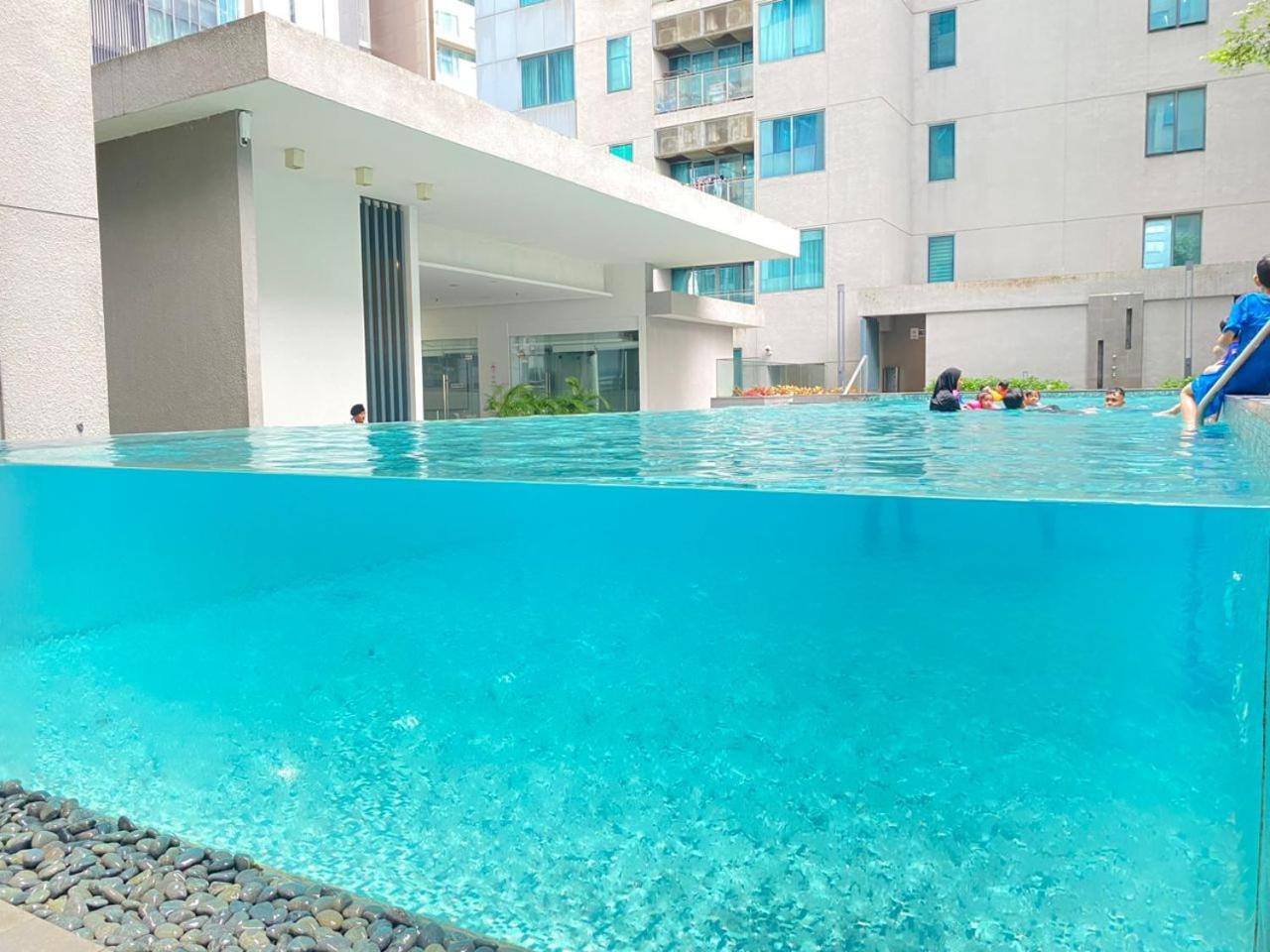 Mercu Summer Suites Klcc By Ab 쿠알라룸푸르 외부 사진